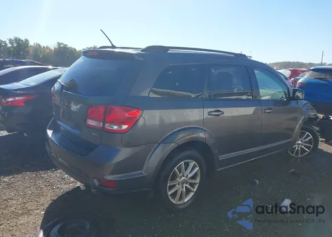 2015 Dodge Journey Sxt z USA, uszkodzony, nr VIN 3C4PDDBGXFT596816